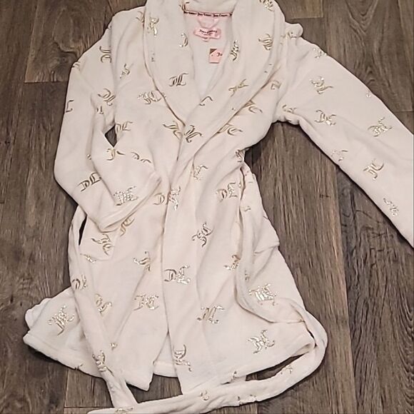 Juicy Couture JC Gold Embossed Logo Plush Robe - Picture 2 of 7